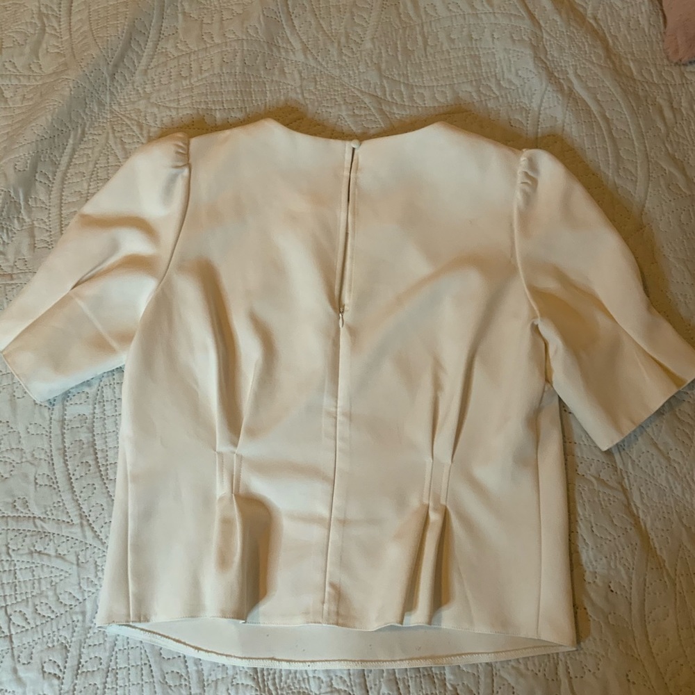 White short puff sleeve pleat detail blouse